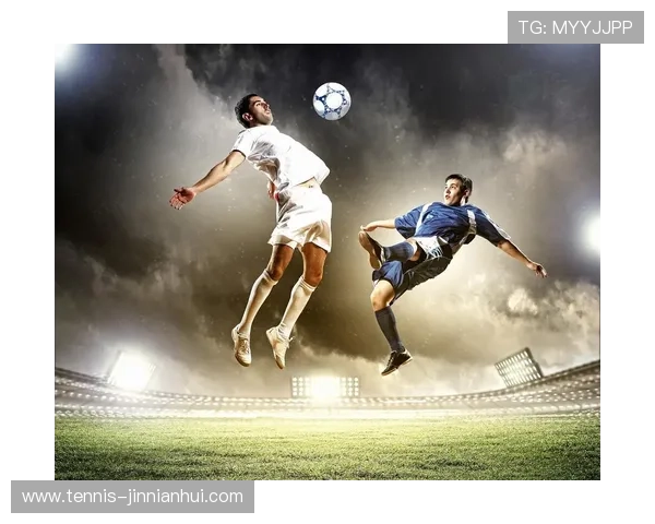 足球球星独特守门技术解析展现门将智慧与极致防守艺术 足球球星独特守门技术解析展现门将智慧与极致防守艺术