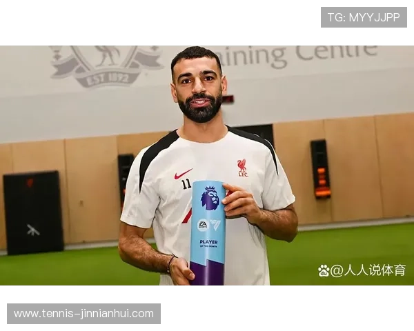 足球球星绝学排名前十揭秘 技能与技巧的巅峰对决